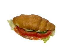 Круассан с лососем