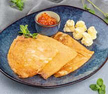 Блины с икрой лосося