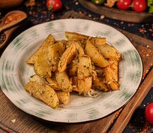 Картофель по-домашнему с грибами и луком