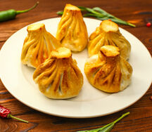 Хинкали из говядины и свинины обжаренные