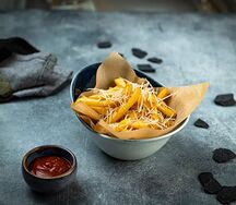 Картофель фри с пармезаном и трюфельным маслом