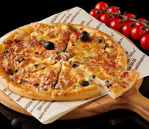 Сливочная фирменная пицца