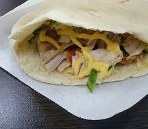 Шаверма с сыром в пите