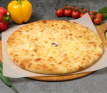 Пирог с курицей, сыром и грибами