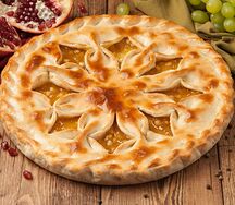 Пирог с курагой