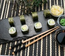 Ролл огурец