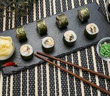 Ролл спайси угорь