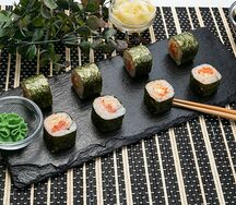 Ролл спайси тунец