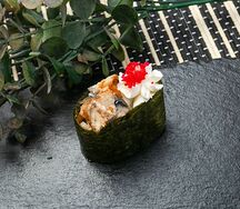 Гункан угорь и сыр