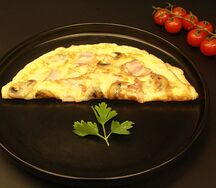 Омлет с беконом и грибами