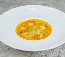 Куриная лапша с фрикадельками из курицы