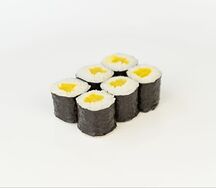 Ролл с такуаном