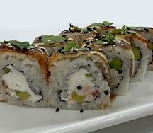 Ролл Филадельфия в угре с тигровой креветкой