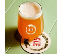 Լցնովի գարեջուր 379 Weizen