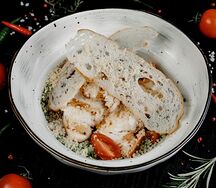 Салат Цезарь с курицей