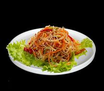 Салат из фунчозы