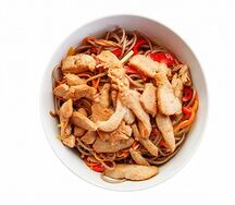 Гречневая лапша с курицей