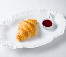 Круассан с сезонным вареньем