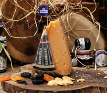 Beemster Classic Royal Cheese