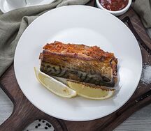 Скумбрия, запеченная с овощами