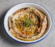 Хумус с кедровыми орешками