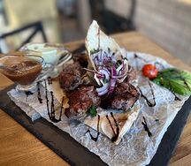 Шашлык из cвинoй шейки