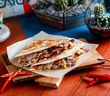 Кесадилья с курицей