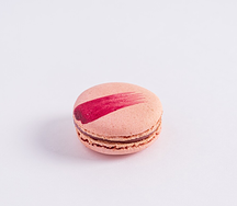 Пирожное макарон Малина-роза