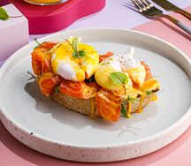 Яйцо Бенедикт с лососем