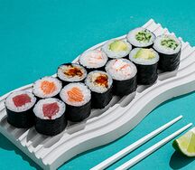 Ролл с лососем