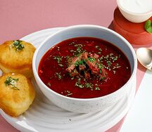 Борщ с пампушками