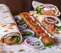 Люля-кебаб из курицы в лаваше