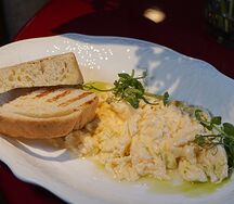 Скрембл из двух яиц