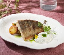 Стейк из муксуна с молодым картофелем