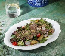 С языком и медово-горчичным соусом