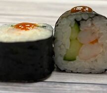 Острый ролл с креветкой