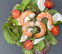 Салатный микс с креветками