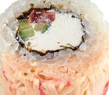 Ролл с крабовыми палочками