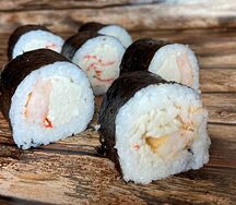 Ролл с креветкой