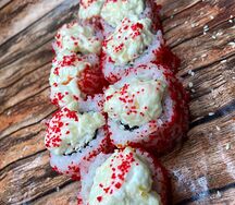 Запеченный сырный с лососем