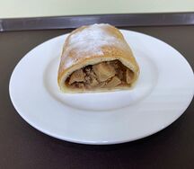 Штрудель с яблоками