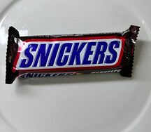 Сникерс