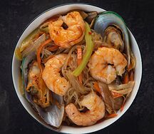 Фунчоза с морепродуктами