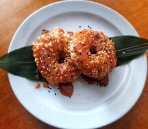 Ананасы в соленой карамели