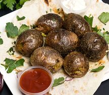 Картофель молодой на мангале