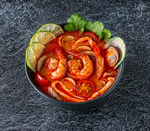 Суп Том ям Кунг с морепродуктами и рисом