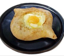Аджарули с сыром и яйцом