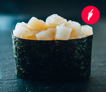 Гункан с гребешком