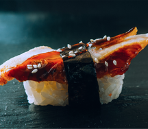 Суши с угрем