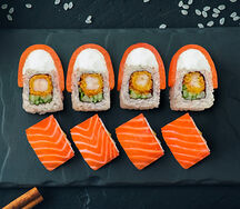 Император с лососем